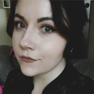 Meet your Posher, Caitlin